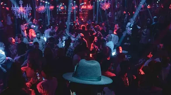 mondrian doha restaurants black orchid f87675.jpg